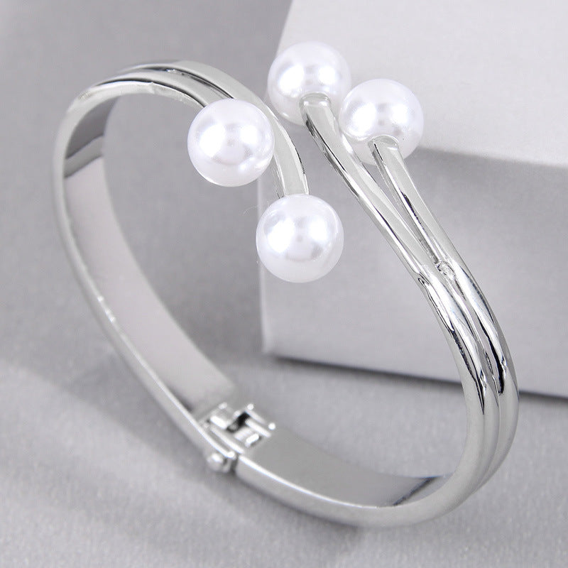 Brazalete de aleación de perlas de alta calidad simple al por mayor